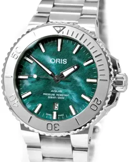 Oris Aquis 01 733 7730 4137-07 8 24 05PEB Stainless steel Green