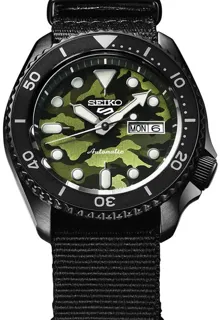 Seiko 5 Sports SRPJ37K1 Stainless steel Green