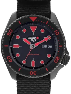 Seiko Seiko 5 SRPD83K1 Stainless steel Black