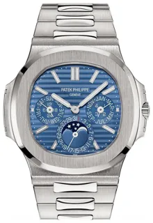 Patek Philippe Nautilus 5740/1G-001 White gold Blue