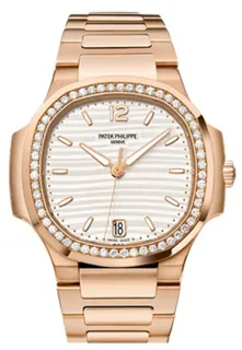 Patek Philippe Nautilus 7010R-011 Rose gold Silver