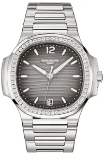 Patek Philippe Nautilus 7118/1200A-011 Stainless steel Gray