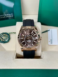 Rolex Sky-Dweller 336235 42mm Rose gold Brown