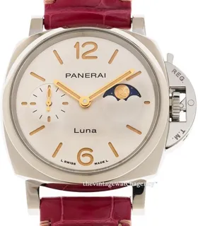 Panerai Luminor Due PAM 01180 Stainless steel White