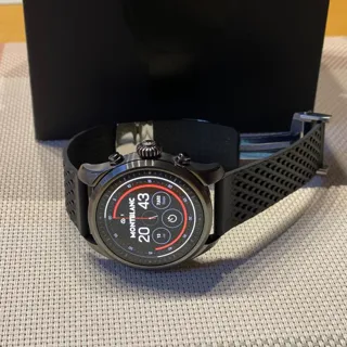 Montblanc Summit 119563 42mm Titanium Black