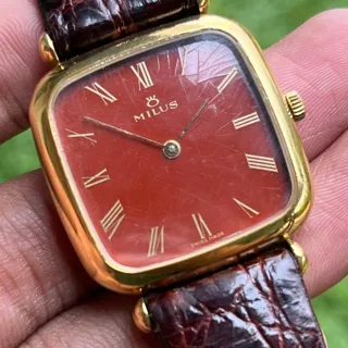 Milus 14.295 30mm Gold-plated Red