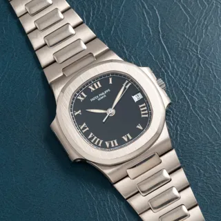 Patek Philippe Nautilus 3800/1G White gold Black