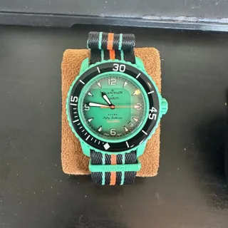 Swatch Scuba Fifty Fathoms SO35I100 42.5mm Plastic Green