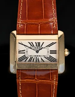 Cartier Tank Divan 2602 40mm 18k yellow gold Cream