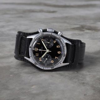 Junghans J88 Stainless steel Black 1959 | Dealer | EveryWatch