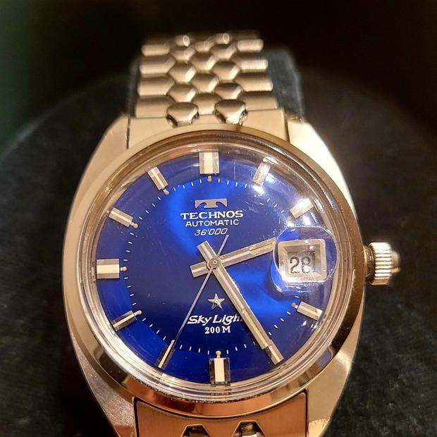 technos29019617.jpg