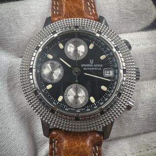 メッシュ+クルードパリ　UNIVERSAL GENEVE メンズQZ Universal Genève Tri-Compax 104.42.980 Stainless steel Black 2000