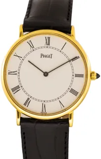 Piaget Classic 9025 30mm Yellow gold White