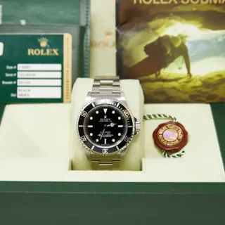 Rolex Submariner (No Date) 14060M 40mm Stainless steel Black