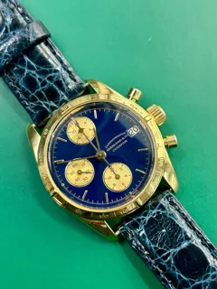 Eberhard & Co. Champion Chronograph 30032 Yellow gold