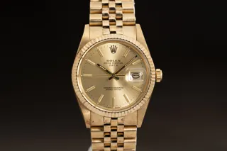 Rolex Oyster Perpetual Date 15037 14k yellow gold champagne