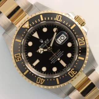 Rolex Sea-Dweller 126603 Yellow gold and Stainless steel Black