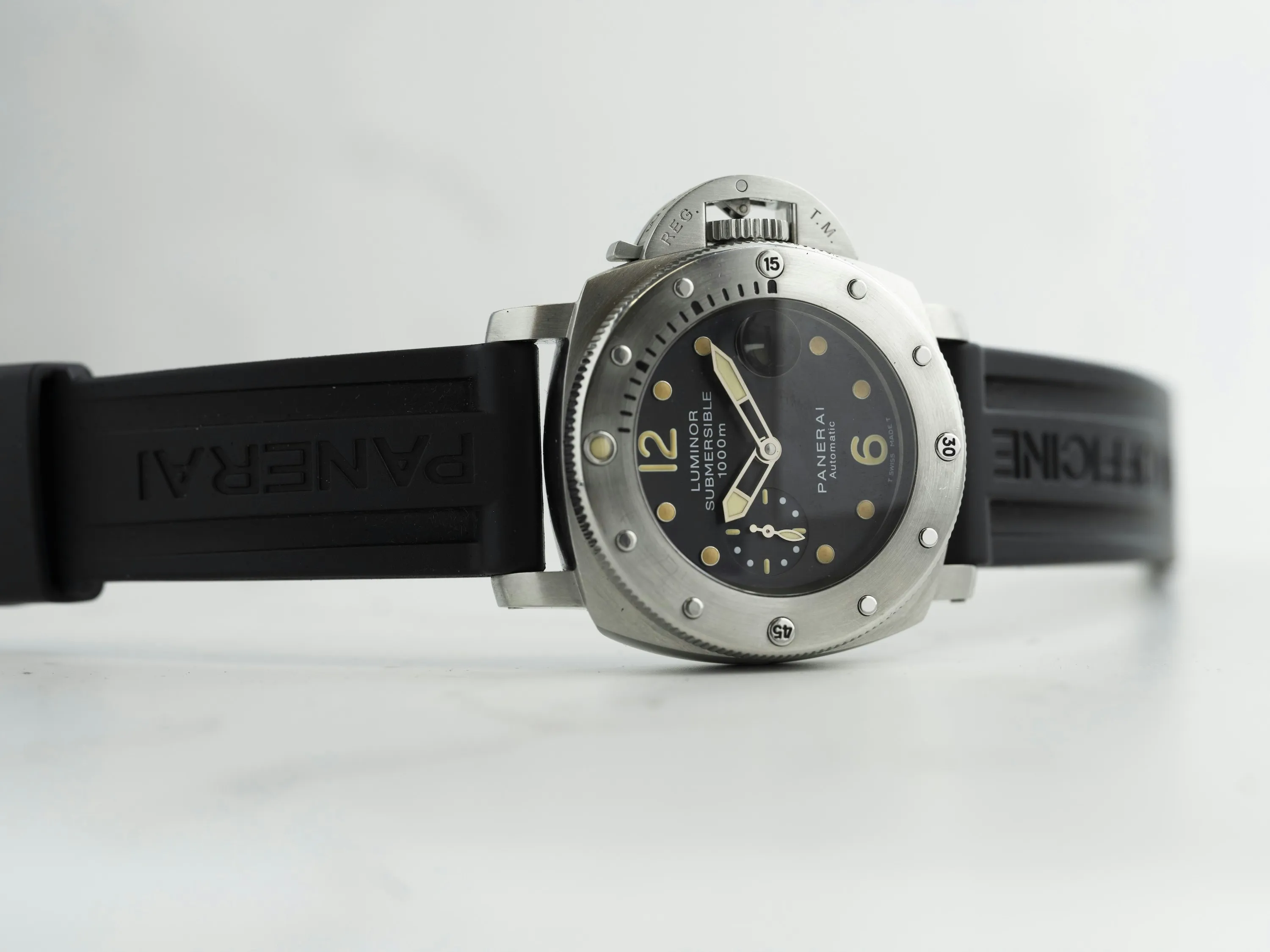 Panerai Luminor 1950 PAM 00312 Stainless steel Black Japan | Dealer |  EveryWatch