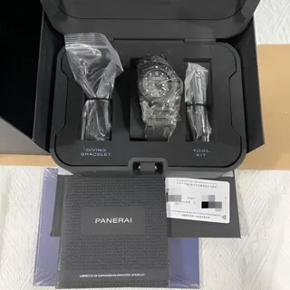 Panerai Submersible PAM01039 47mm Carbon fiber Gray