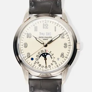 Patek Philippe Perpetual Calendar 5320G-001 White gold Beige