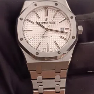 Audemars Piguet Royal Oak Selfwinding 15400ST.OO.1220ST.02 ( OAK  ) 41mm Stainless steel Silver