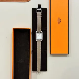 Hermès Cape Cod W055809WW00 31mm Stainless steel White