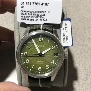 Oris ProPilot 01 751 7761 4187-Set 41mm Stainless steel Green