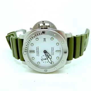 Panerai Submersible PAM 01226 44mm Stainless steel White