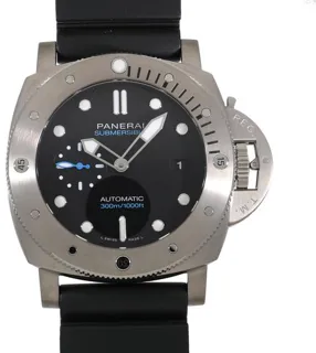 Panerai Submersible PAM 01305 47mm Stainless steel Black