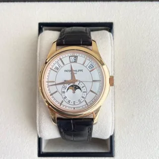 Patek Philippe Annual Calendar 5205R-001 40mm Rose gold White