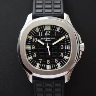 Patek Philippe Aquanaut 5065A-001 38mm Stainless steel Black