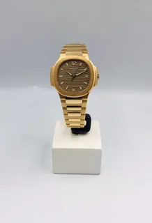 Patek Philippe Nautilus 7118/1R-010 Rose gold Brown