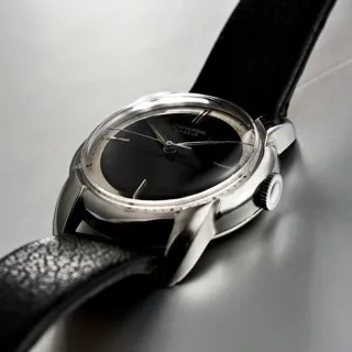 Universal Genève Polerouter 33mm Stainless steel Black