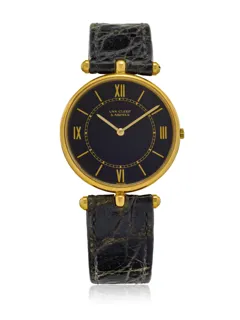 Van Cleef & Arpels 9065 18k yellow gold Black