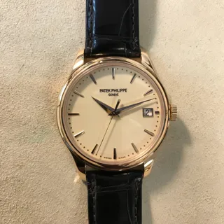 Patek Philippe Calatrava 5227R-001 Rose gold White