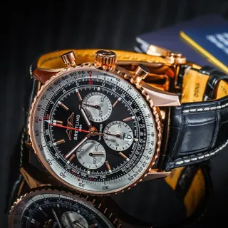 Breitling Navitimer RB0138 43mm Rose gold Black