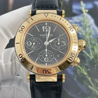 Cartier Pasha W3030017 Yellow gold Black