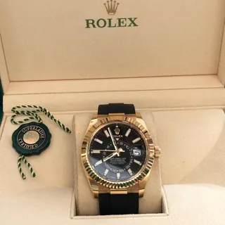 Rolex Sky-Dweller 326238 42mm Yellow gold Black