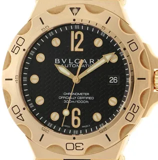 Bulgari Diagono DP42BGVDSD 42mm Yellow gold Black