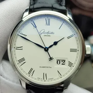 Glashütte Senator Panorama Date 100-03-32-42-04 40mm Stainless steel White