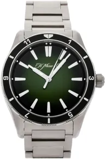 H. Moser & Cie. Pioneer RB Centre Seconds C.02 for Collective Limited 3200-1210 Stainless steel Green