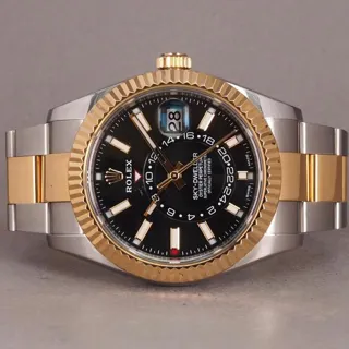 Rolex Sky-Dweller 326933 (TWO-TONE) 42mm Yellow gold and Stainless steel Black