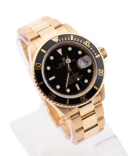 Rolex Submariner 16618 Yellow gold Black