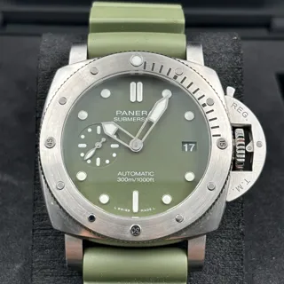 Panerai Luminor PAM 01055 Stainless steel Green