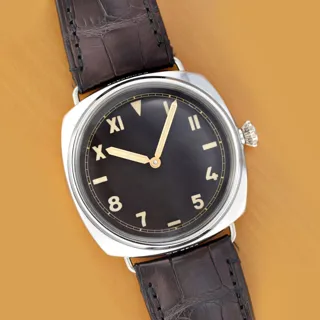 Panerai Radiomir PAM 376 47mm White gold Brown