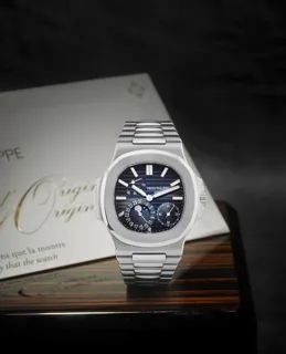 Patek Philippe Nautilus 5712/1A 40mm Stainless steel Blue