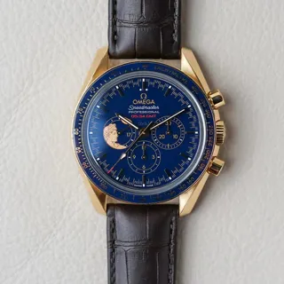 Omega Speedmaster Moonwatch 311.63.42.30.03.001 42mm Yellow gold Blue