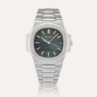 Patek Philippe Nautilus 3800/001 37.5mm Stainless steel Blue