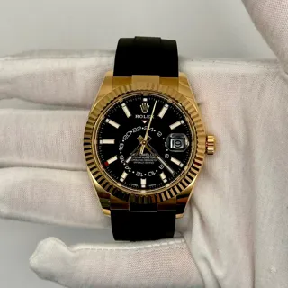 Rolex Sky-Dweller 326238-0009 42mm Yellow gold Black