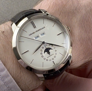 Girard-Perregaux 1966 Full Calendar 49535-11-131-BB60 Stainless steel White